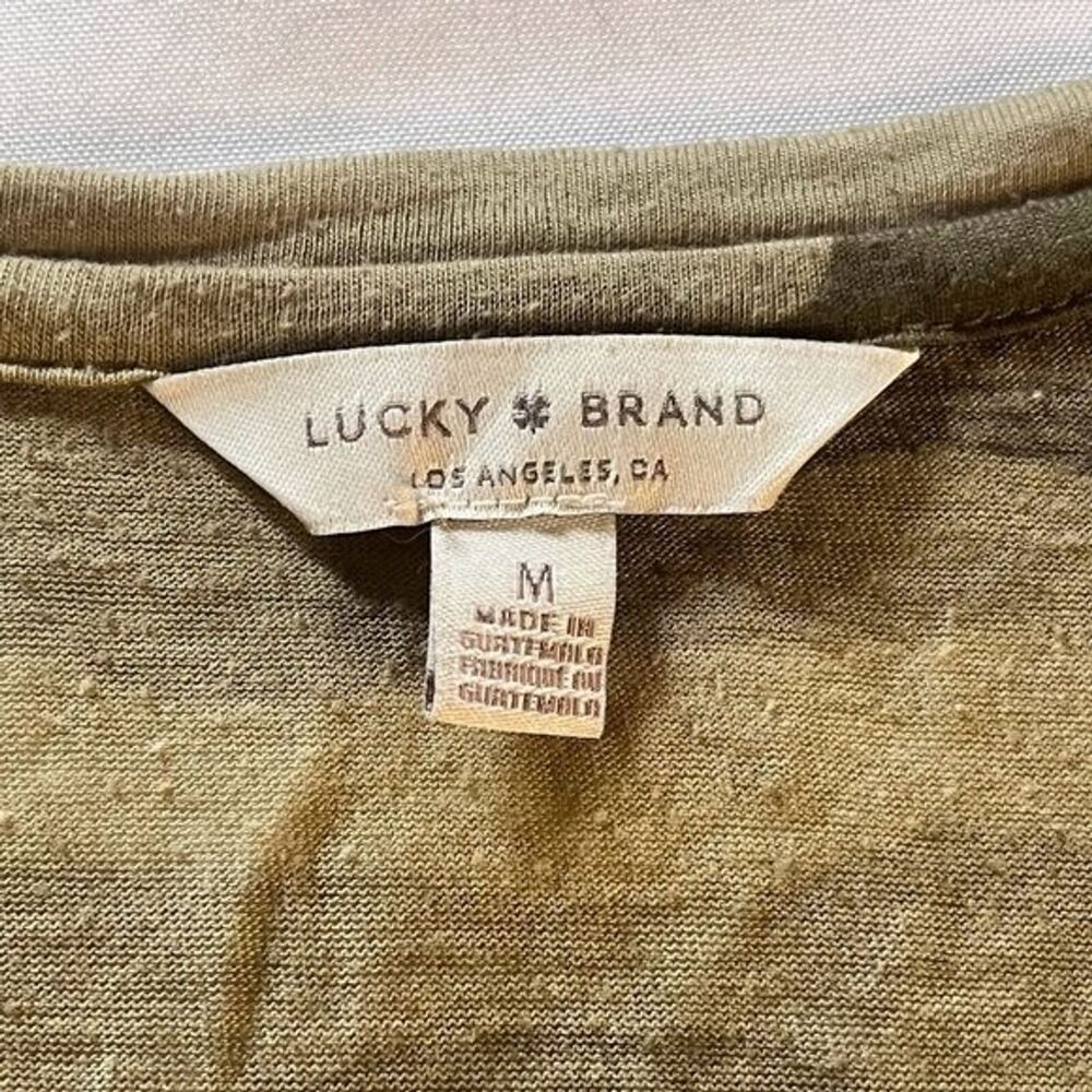 Green Camouflage Lucky Brand Short Sleeve Tee Shirt Size Medium - Picture 2 of 5